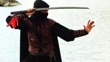 Zasłona к сериалу "Águila Roja" #1442448