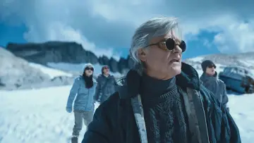 Zasłona к сериалу "Monarch: dziedzictwo potworów" #1302110
