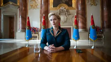 Zasłona do serialu "Reżim" #1563004