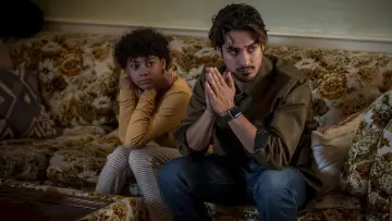 Zasłona к сериалу "Orphan Black: Echoes" #1487172