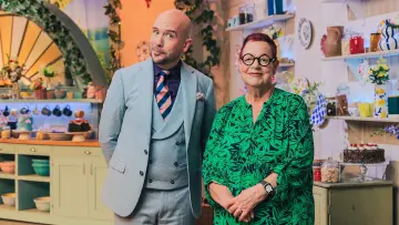 Zasłona do serialu "The Great British Bake Off: An Extra Slice" #1601142