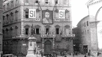 Zasłona do serialu "M. Syn stulecia" #1502119