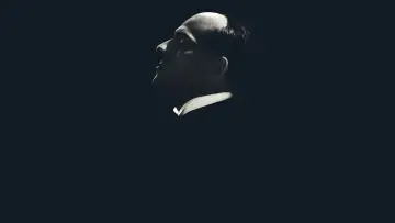 Zasłona do serialu "M. Syn stulecia" #1502123