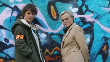 Zasłona к сериалу "Master Crimes" #1504716