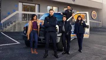 Zasłona к сериалу "Animal Control" #1357892