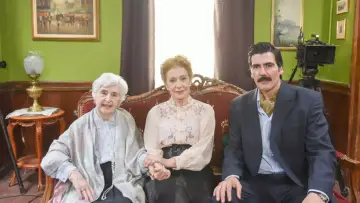 Zasłona do serialu "Έρωτας Φυγάς" #1791060