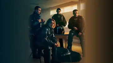 Zasłona к сериалу "Na niebieskich światłach" #1451380
