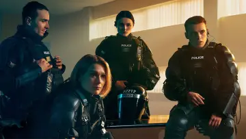 Zasłona к сериалу "Na niebieskich światłach" #1451385