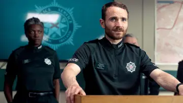 Zasłona к сериалу "Na niebieskich światłach" #1451408