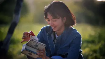 Zasłona к сериалу "First Love" #1444673