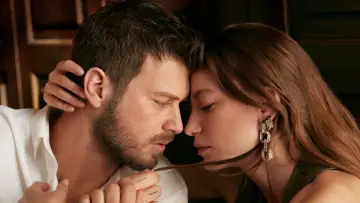 Zasłona к сериалу "Rodzina" #1410396