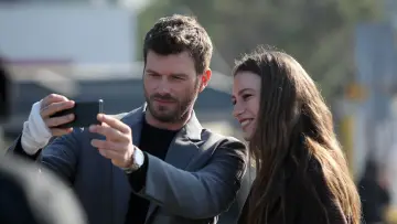 Zasłona к сериалу "Rodzina" #1410397