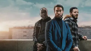 Zasłona к сериалу "Rodzinne więzy" #1440877