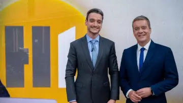 Zasłona do serialu "Hora 1" #1512055