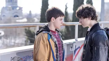 Zasłona к сериалу "Niewidzialny" #1485103