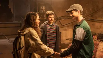 Zasłona к сериалу "Niewidzialny" #1485111