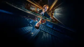 Zasłona к сериалу "Nightsleeper" #1479296
