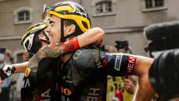 Zasłona do serialu "Tour de France: W sercu peletonu" #1602142