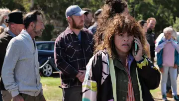 Zasłona к сериалу "Deadloch" #1473225