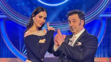 Zasłona do serialu "GialappaShow" #1658121