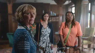 Zasłona к сериалу "The Marlow Murder Club" #1449274