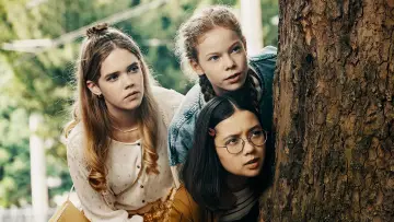 Zasłona к сериалу "Trzy detektywki" #1432890