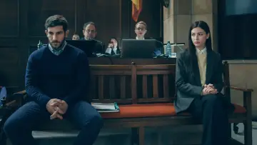 Zasłona do serialu "Ciało w ogniu" #1448691