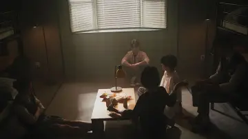 Zasłona к сериалу "Night Has Come" #1412482