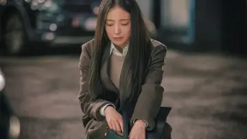 Zasłona do serialu "What Comes After Love" #1494662
