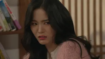 Zasłona do serialu "세 번째 결혼" #1721626