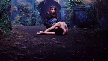 Zasłona к сериалу "Ciała" #1466673