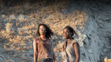 Zasłona do serialu "Fear the Walking Dead: Przejście" #1839027