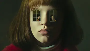 Zasłona do serialu "Poltergeist z Enfield" #1865869