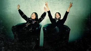 Zasłona do serialu "Ucieczka z Twin Flames" #1870222