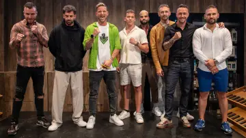 Zasłona do serialu "Sztárbox" #1669794