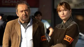 Zasłona do serialu "Stacja zaginionych" #1551189