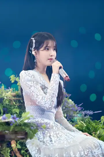 Plakat do serialu "아이유 콘서트 Live Clip" #1602399