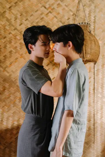 Plakat к сериалу "เขมจิราต้องรอด" #1424023