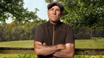 Zasłona do serialu "Vinnie Jones na wsi" #1794430