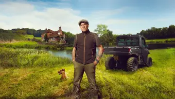 Zasłona do serialu "Vinnie Jones na wsi" #1794433