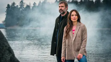 Zasłona к сериалу "Morderstwo w małym mieście" #1382531