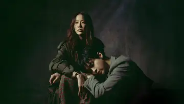 Zasłona do serialu "사마귀: 살인자의 외출" #1485912