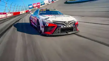 Zasłona do serialu "NASCAR: Pełna prędkość" #1600874