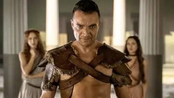Zasłona к сериалу "Spartakus: Dom Ashura" #1306358