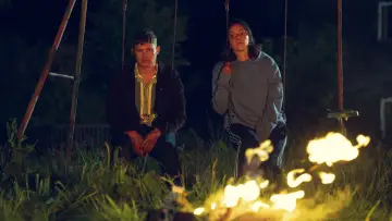 Zasłona к сериалу "Harlan Coben: O krok za daleko" #1474548