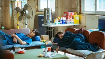 Zasłona к сериалу "Na ostrzu skalpela" #1426102