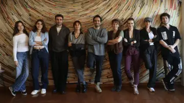 Zasłona к сериалу "Bahar" #1388829