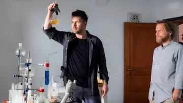 Zasłona do serialu "Uroczysko" #1535014