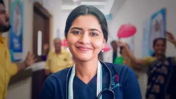 Zasłona do serialu "ஹார்ட் பீட்" #1224460
