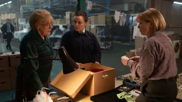 Zasłona к сериалу "Zamach nad Lockerbie" #1369924